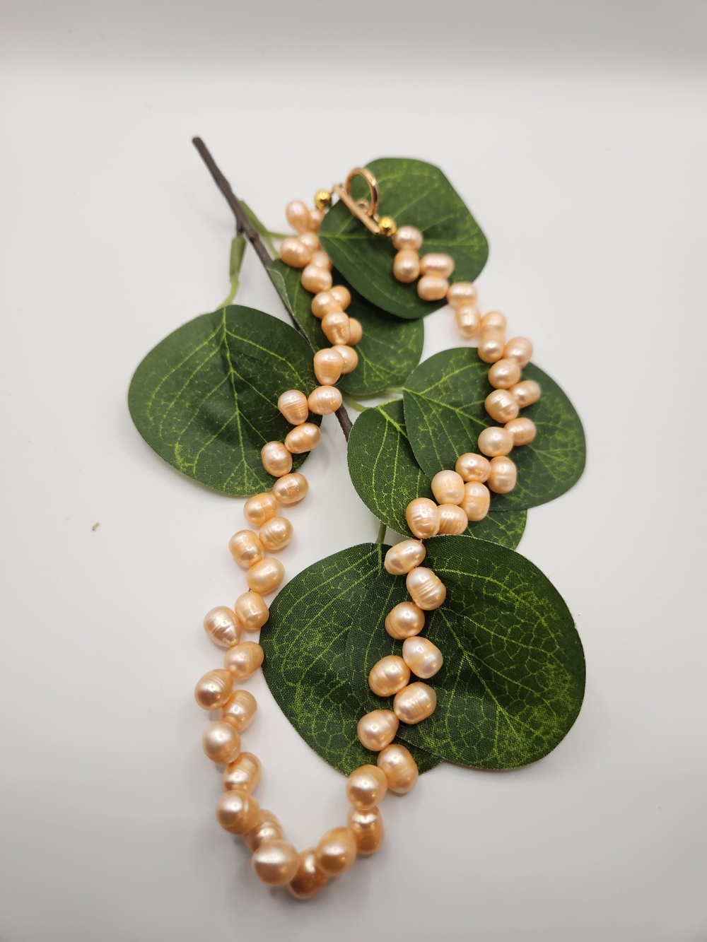 Peach Freshwater Pearl Necklace with Gold Tone Clasp - Women Jewelry